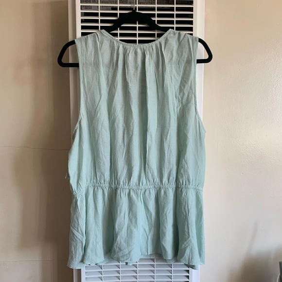 Bundle of 14th and Union Sleeveless Blouses - Picture 3 of 8